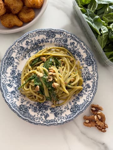 Walnut Pesto Linguine with Spinach