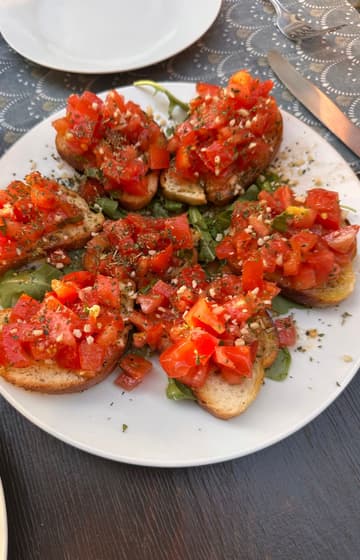 Classic Tomato Bruschetta