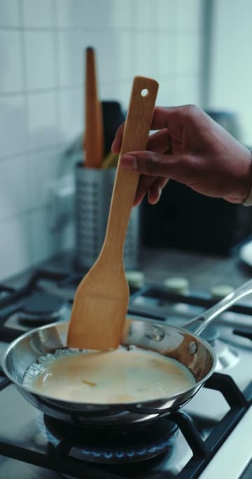 Classic Fettuccine Alfredo
