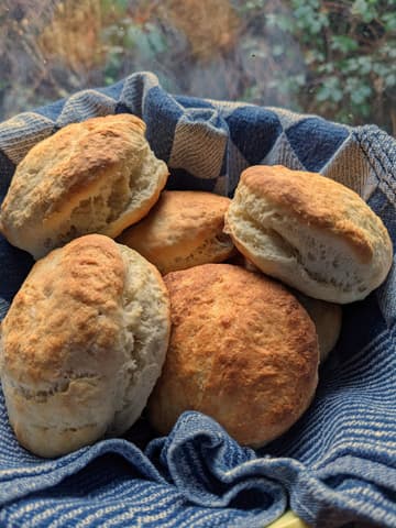 Flaky Buttermilk Biscuits