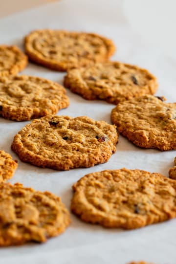Oatmeal Raisin Cookies
