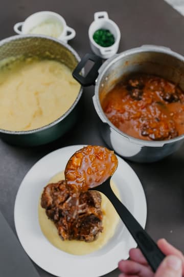 Braised Beef with Mashed Potatoes