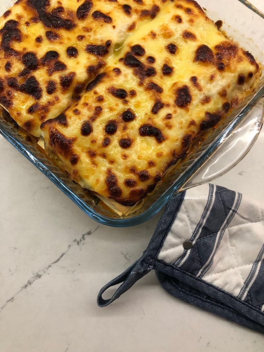Cheesy Spinach and Zucchini Lasagna