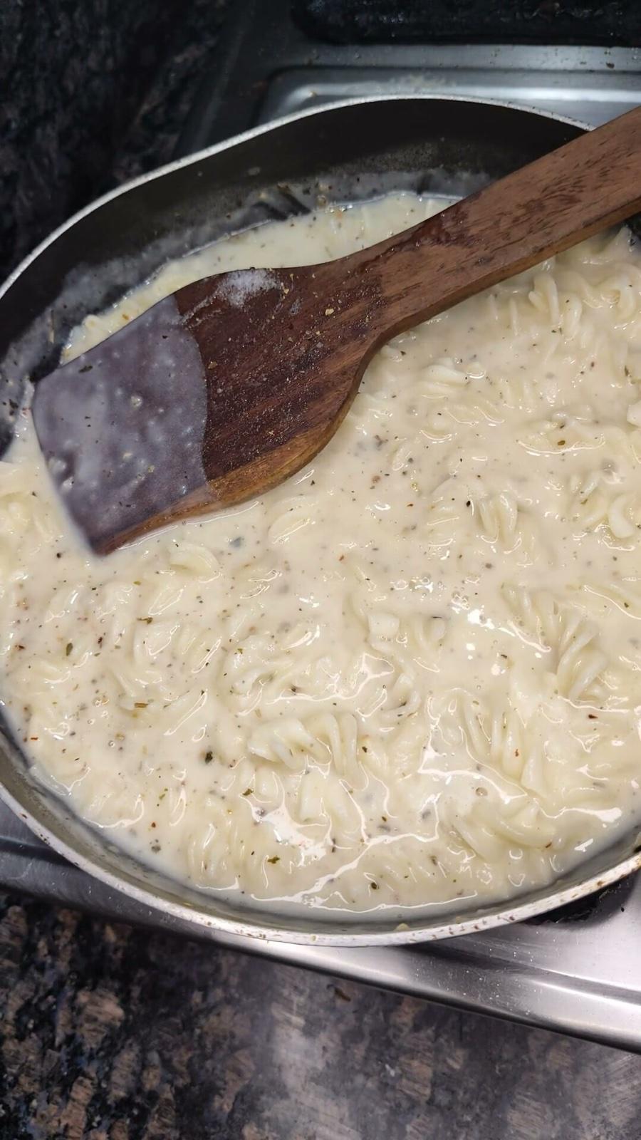 Stovetop White Cheddar Mac and Cheese